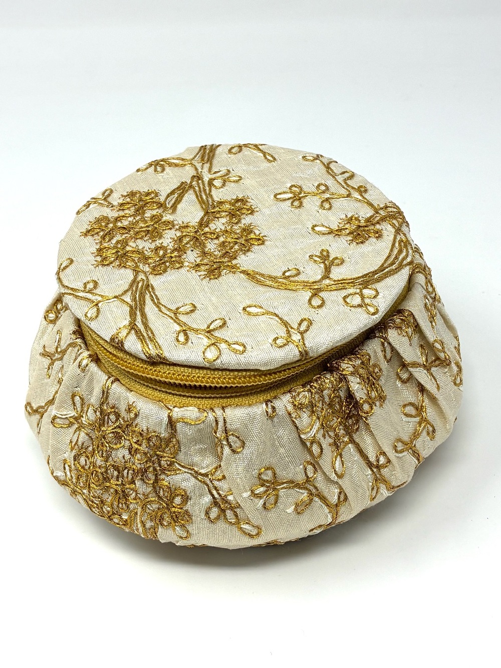Matki-Shaped Bangle Box Jewelry Organizer Earring Embroidery Storage Box Gold